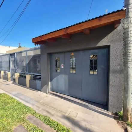 Buy this studio house on Pasaje Sanz in Alvear, Rosario