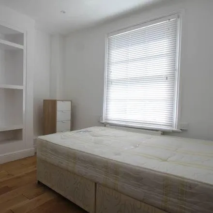 Image 5 - Carol Street, London, NW1 0AY, United Kingdom - Townhouse for rent