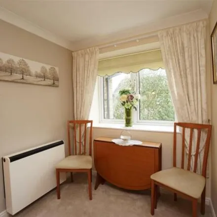 Image 4 - Abbeydale Road South/Hartington Avenue, Abbeydale Road South, Sheffield, S7 2QP, United Kingdom - Apartment for sale