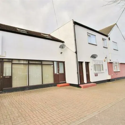Rent this 1 bed apartment on Southsea Mews in Leigh on Sea, SS9 2FF