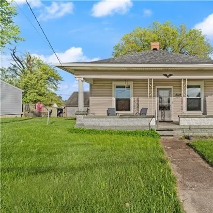 Buy this 2 bed house on 1575 East 8th Street in New Albany, IN 47150