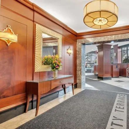 Buy this 3 bed condo on Liberty Terrace in 380 Rector Place, New York