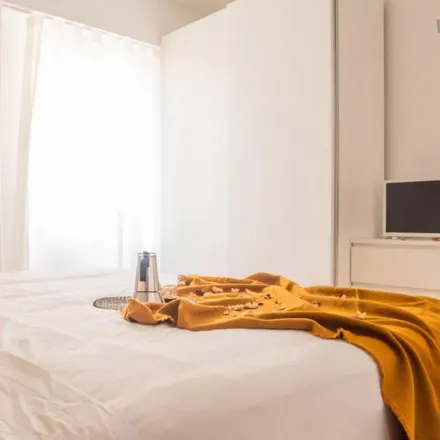 Rent this 1 bed apartment on Hotel Stradivari in Via Antonio Stradivari, 4