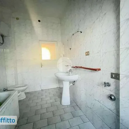 Image 3 - Calata Capodichino, 80141 Naples NA, Italy - Apartment for rent