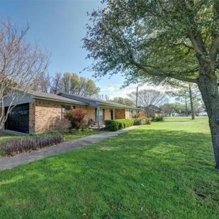 Image 4 - 1st Place, Haslet, TX 76052, USA - House for sale