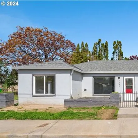Buy this 3 bed house on 6237 Southeast Sherrett Street in Portland, OR 97206