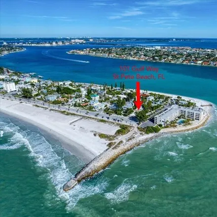 Image 2 - Point Pass-A-Grille Condos, 1st Avenue, Saint Pete Beach, Pinellas County, FL 33706, USA - House for rent
