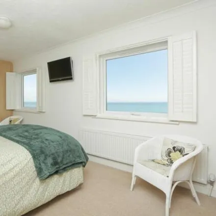 Image 9 - Shorncliffe Camp, Upper Corniche, Seabrook, CT20 3TB, United Kingdom - House for sale
