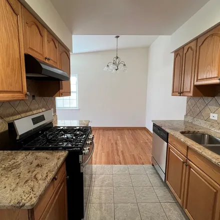 Image 3 - Extra Space Storage, Brookwood Court, Vernon Hills, IL 60061, USA - Townhouse for rent