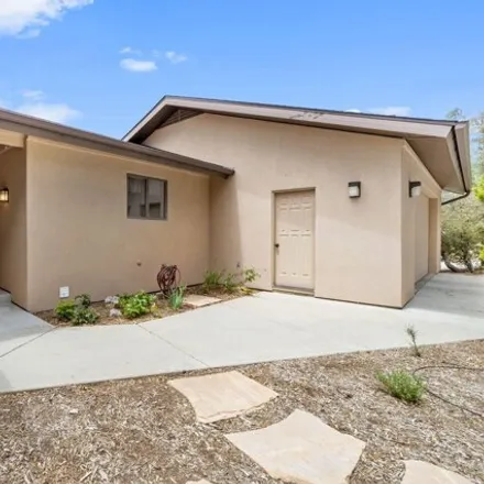 Image 2 - 11 Highland Ter, Prescott, Arizona, 86305 - House for sale