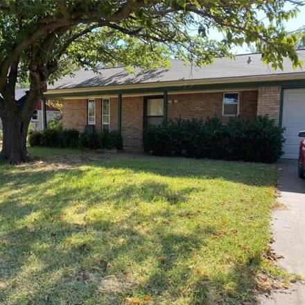 Buy this 3 bed house on 505 Northeast 40th Avenue in Mineral Wells, TX 76067