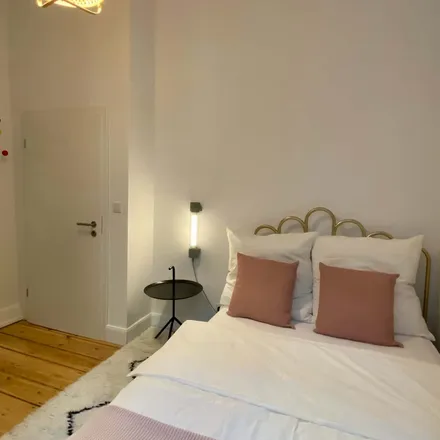 Rent this 7 bed room on Brandstwiete 36 in 20457 Hamburg, Germany