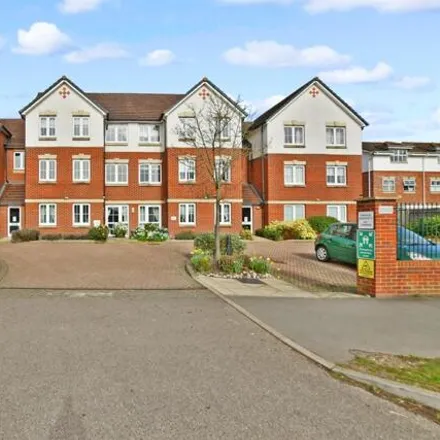 Buy this 1 bed apartment on 42B Prices Lane in Reigate, RH2 8AU