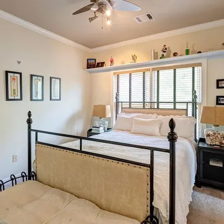 Rent this 5 bed apartment on 6717 Auden Street in Southside Place, Harris County