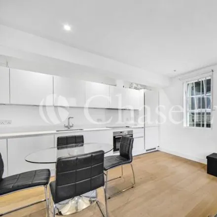 Buy this studio apartment on Avon Court in Londres, Great London