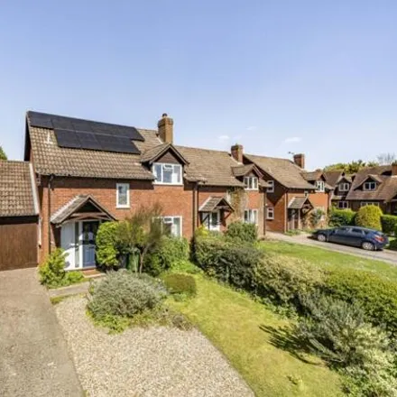 Buy this 4 bed house on Purbrook Road in Tadley, RG26 4AJ