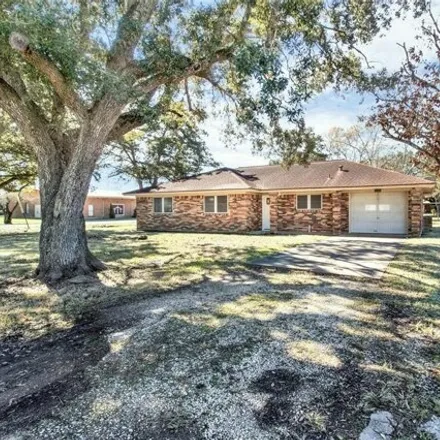 Image 3 - 5532 2nd Street, Danbury, Brazoria County, TX 77534, USA - House for sale