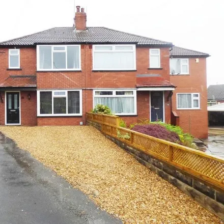 Rent this 3 bed duplex on Hare Park Mount in Pudsey, LS12 5LR