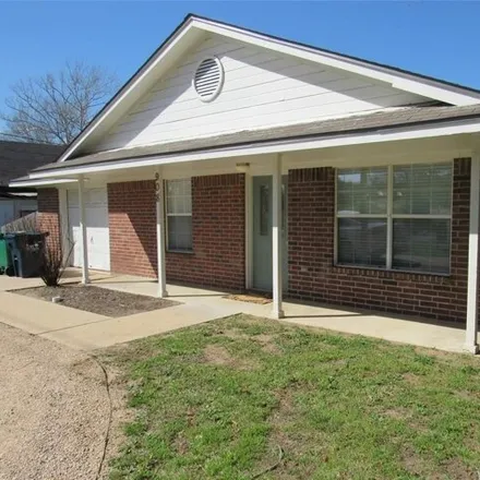 Rent this 3 bed house on 968 West Main Street in Brenham, TX 77833