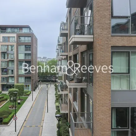 Image 4 - Waterside Court, Park Street, London, SW6 2QF, United Kingdom - Apartment for rent