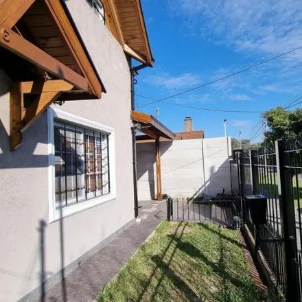 Buy this 2 bed house on Gutiérrez in Quilmes Oeste, Quilmes