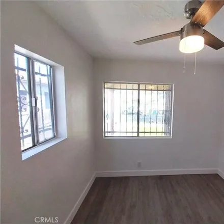 Image 7 - 1768 West 82nd Street, Los Angeles, CA 90047, USA - Apartment for rent