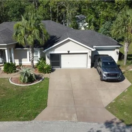 Buy this 3 bed house on Cyclamen Court West in Citrus County, FL