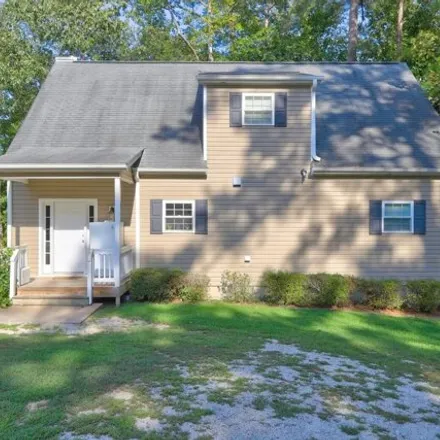Buy this 3 bed house on 172 Quail Knoll Dr in Eatonton, Georgia