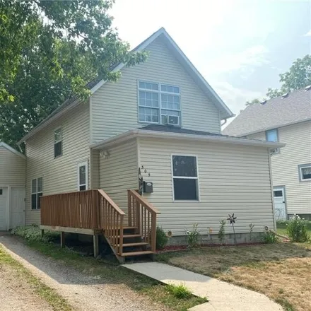 Buy this 3 bed house on 673 East Ash Avenue in Olivia, Renville County