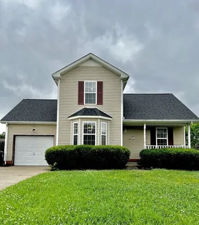 Rent this 3 bed house on 3253 South Senseney Circle in Clarksville, TN 37042