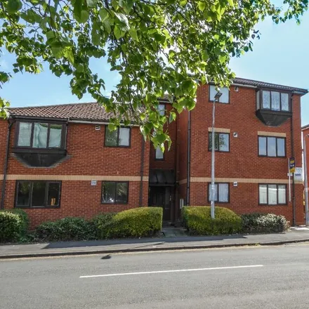 Rent this 2 bed apartment on Friary Court in Hull, HU3 1TH