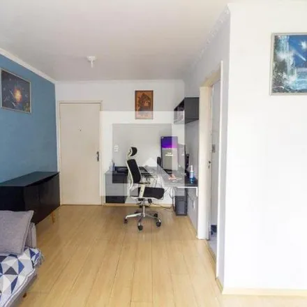 Rent this 2 bed apartment on Rua Antônio de Almeida Tavares in Padroeira, Osasco - SP