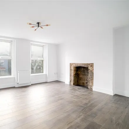 Image 1 - Cold Steel, 238 Camden High Street, London, NW1 8QS, United Kingdom - Apartment for rent