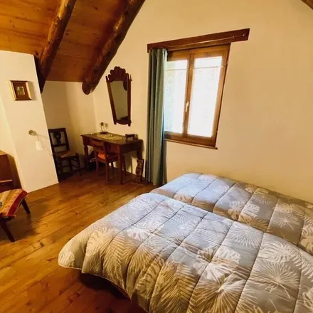 Rent this 2 bed house on Giumaglio in La Cantonál, 6678 Circolo della Maggia