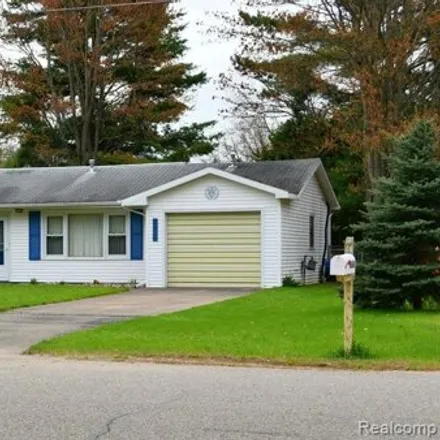 Buy this 2 bed house on 8884 South St in Michigan, 48656