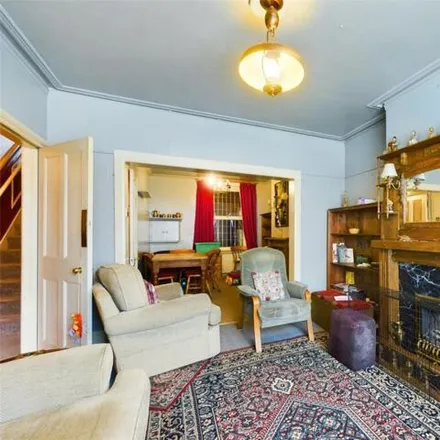 Image 5 - Victoria Avenue, East Cliftonville, Margate, CT9 2UD, United Kingdom - Townhouse for sale