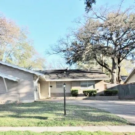 Rent this 3 bed house on 2333 Druid Drive in Irving, TX 75060
