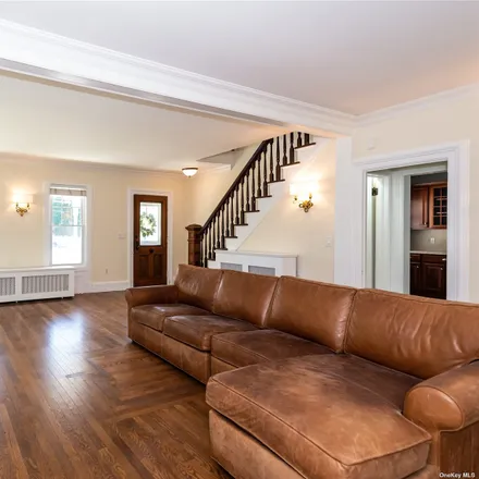 Image 6 - 21 Franklin Avenue, City of Glen Cove, NY 11542, USA - House for rent