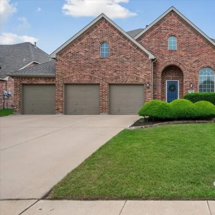 Buy this 5 bed house on 1300 Mallard Circle in Mansfield, TX 76063