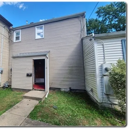 Image 2 - 10 Clifton Terrace, Athenia, Clifton, NJ 07013, USA - House for sale