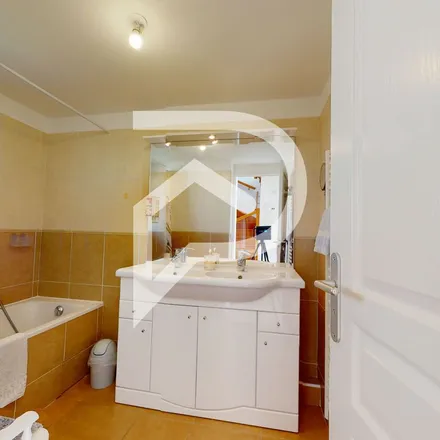 Rent this 3 bed apartment on 1079 Route de Grasse in 06270 Villeneuve-Loubet, France