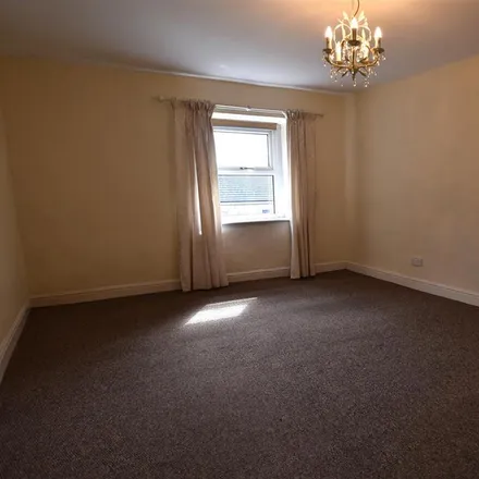 Image 7 - Little Moor View, Clitheroe, BB7 1HS, United Kingdom - Townhouse for rent