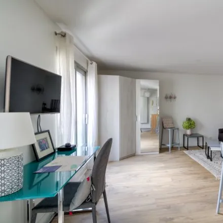 Image 5 - Paris, Quartier des Batignolles, IDF, FR - Room for rent