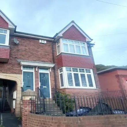 Rent this 1 bed apartment on Saint John's Cemetery in Elswick Road, Newcastle upon Tyne