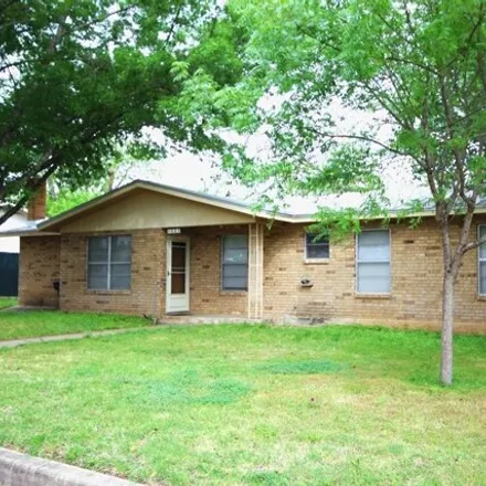 Buy this 3 bed house on 855 North Edison Street in Fredericksburg, TX 78624