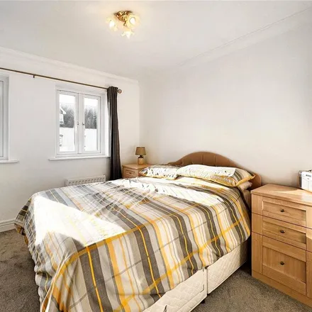 Image 5 - Sunnyside Close, Angmering, BN16 4GA, United Kingdom - Duplex for rent