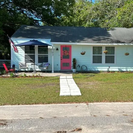 Buy this 3 bed house on 2703 Jones Avenue in Beaufort, SC 29902