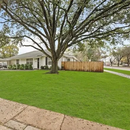 Image 3 - 1677 West 11th Street, Houston, TX 77008, USA - House for sale