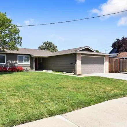 Buy this 4 bed house on 1890 Lynwood Drive in Concord, CA 94519