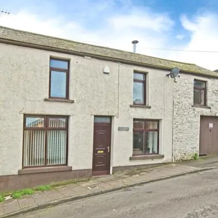 Buy this 4 bed townhouse on Pleasant View in Cilfynydd, CF37 4DU